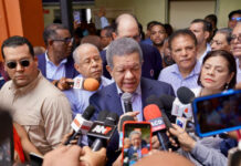 Leonel Fernández dice Gobierno está en «caída libre»